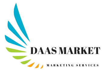 לוגו של החברות DAAS Market עם קווים צבעוניים בכחול, ירוק וכתום היוצרים צורת כנף או נוצה מסוגננת משמאל לטקסט.