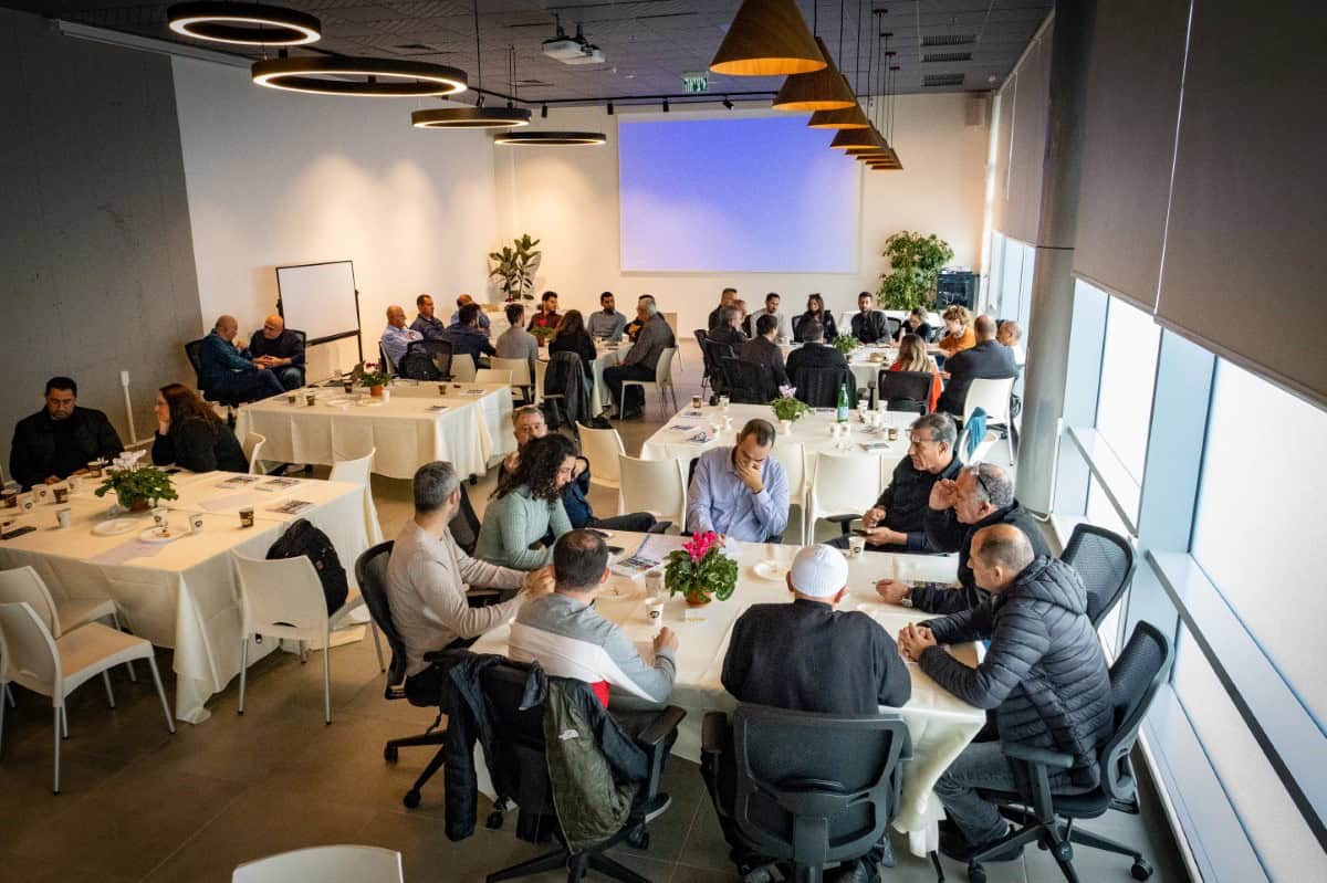 הירשמו כדי להציג